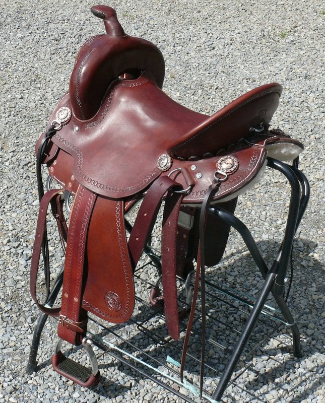 Handmade Dove western saddle
